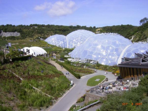 Allen's Apartment's near the Eden Project